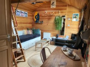 Maisons d'hotes La Wodapalousa, Surf & Crossfit Guesthouse, 800m from Beach : photos des chambres