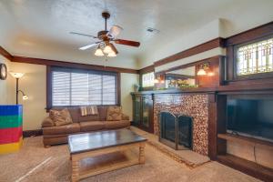 Beautiful Historic Home Near Bryce Canyon!