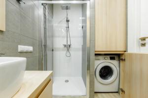 Apartament Jana Kazimierza 47 - 2 rooms, 70m2, Balkon, Parking, szybkie WI-FI