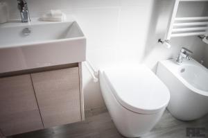 Double or Twin Room with Bathroom