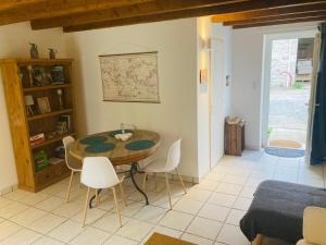 Maisons de vacances Petite maison a la campagne : photos des chambres