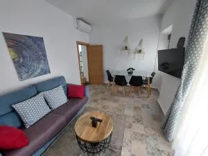 apartamentos fuente nueva sande - Монрой