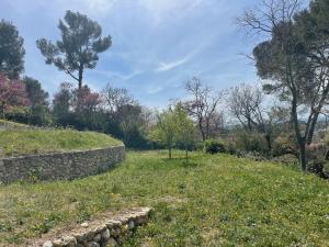 Appartements Appart13 piscine chauffee de luxe Belvoir13 a 10 min d Aix : photos des chambres