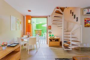 IT12 Lindo Bangalô Duplex 2 Suítes Pé na Areia, Itacimirim