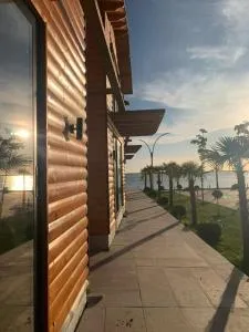 Kingfish restaurant & boutique hotel - Fushë-Milot