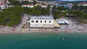 Beach rooms Riviera - Žuta Kuća