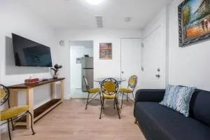 Luxury Delta 2BD Suit on ground floor - Delta