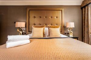 Deluxe King or Twin Room room in Hotel Kylestrome Bar & Grill
