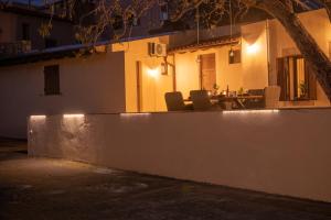Walnut tree Villa Ano Archanes-10km from Heraklion