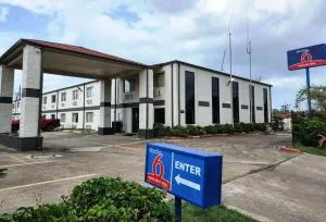 Studio 6 Channelview TX Baytown West - دير بارك