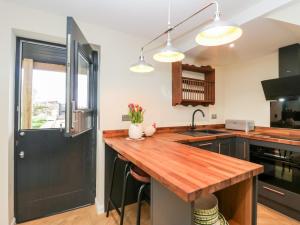 How Hill Farm Cottage