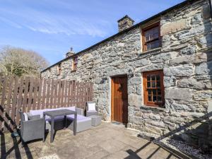 Cwm Yr Afon Cottage