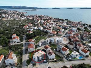 Apartments with a parking space Brodarica, Sibenik - 21095