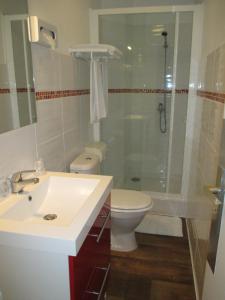 Hotels Hotel Belle Vue Royan : photos des chambres