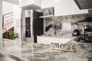 Hermosa y acogedora casa en comunidad privada