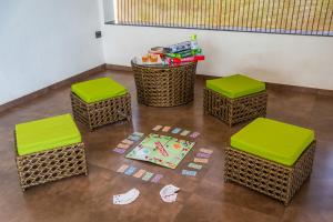 SaffronStays Mango Lakeview Villa - 3BR pool villa amid mango farms with Gangapur Dam views, deck & games