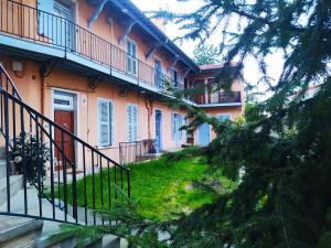 Spacieux Appartement au Calme 15min sud de Lyon proche Métro et Gare Confluence Aquarium Gerland