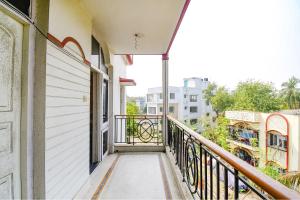 FabHotel Saltlake Regency - 14km from Anandlok Hospital