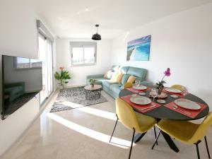 Modern 3 Bedroom 7 Guests Sun Golf Beach Apartments