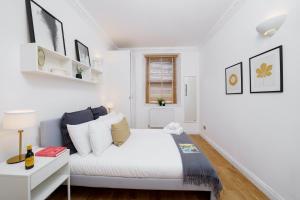 2 Bedr, 3 Beds, 1 Bath Thames, Trafalgar SQ