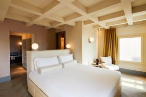 Suite with Terrace Grand Canal View room in Hotel Dei Dragomanni