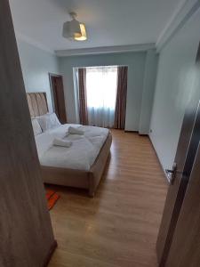 Lux Suites Vesta Gardens Apartments