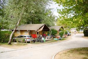 Tentes de luxe Glamping Lac d'Orient : photos des chambres