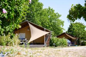 Tentes de luxe Glamping Gien : photos des chambres