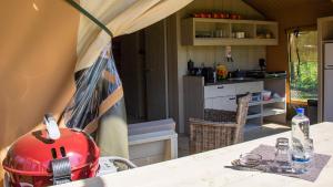 Tentes de luxe Glamping Gien : photos des chambres