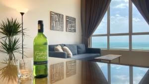 Amber Cove Seaview I 6 pax I wifi