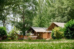 Tentes de luxe Glamping Dordogne : photos des chambres