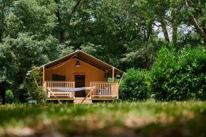 Tentes de luxe Glamping Dordogne : photos des chambres