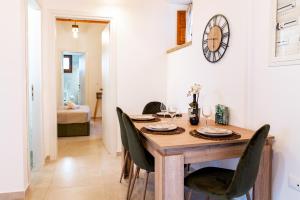 Paradisi Stone House