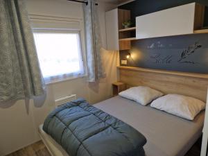 Maisons de vacances Location 542 Mobil home excellence range at Dunes de Contis 3 : photos des chambres