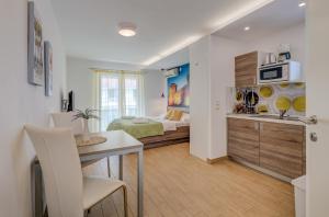 Studio Apartment room in Apartments G