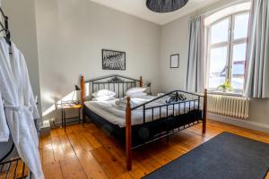 Standard Double Room with Shared Bathroom room in Hotell Gamla Fängelset