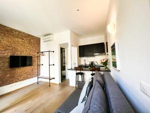 tHE Mundial Studio - Bosco Verticale View