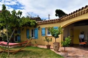 Villas Tres belle villa provencale aux portes de l’Ardeche : photos des chambres