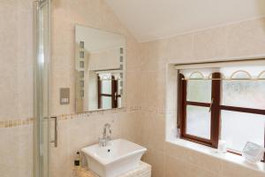 Tyn Rhos Country House