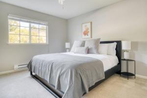 Santa Clara 2BR w Gym Pool WD SFO-646