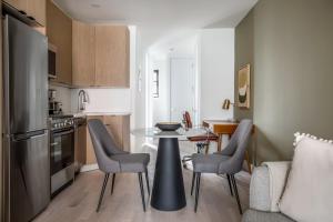 East Village 1br w wd nr Sq NYC-938