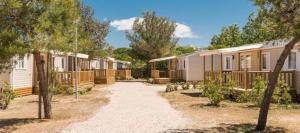 Campings Magnifique Mobil-Home tout equipe / 8 personnes : photos des chambres