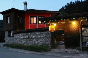 Астра къща за гости - 3hvězdičkové hotely ve městě Koprivštica