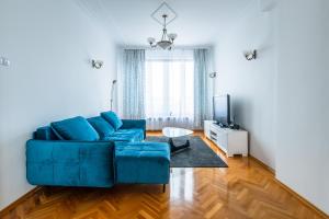 Vitosha Str 2BD White & Blue Apt by Flat Mаnager - Apartamentos, Sofía