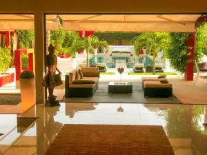 Villa Le Petit Paradis Saly Boutique Hotel - Ndiorhorh