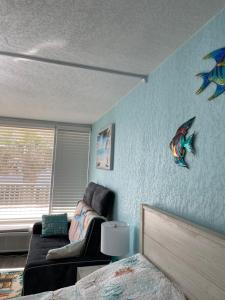 Ocean Views Retreat . Enjoy the Ocean View from your balcony