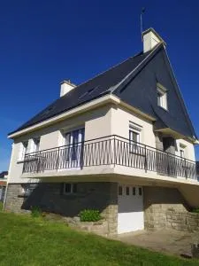 La Haute Maison - Merrien - GR34 - vue sur mer - Doëlan