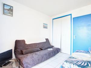 Apartment Les Terrasses Fleuries by Interhome