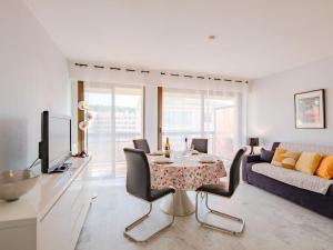 Appartements Studio Residence Azur by Interhome : photos des chambres