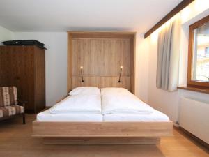 Apartment Römerhof-5 by Interhome